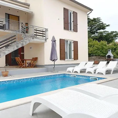 Appartamento Lacodelama Mini - Pina Mit Pool By Interhome *
