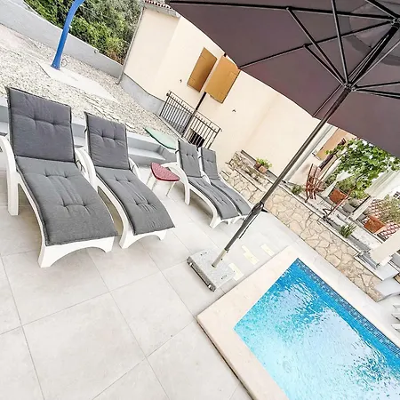 Διαμέρισμα Lacodelama Mini - Pina Mit Pool By Interhome